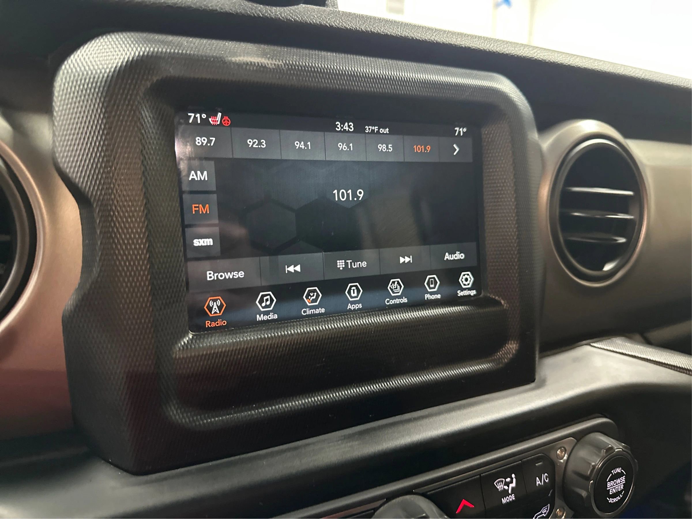 Used 2021 Jeep Wrangler Unlimited Sport image 28