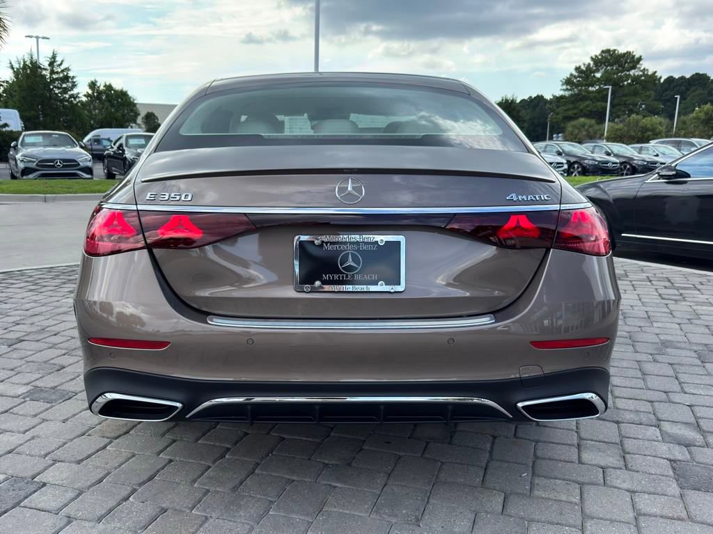 New 2026 Mercedes-Benz E 350 4MATIC Sedan image 10