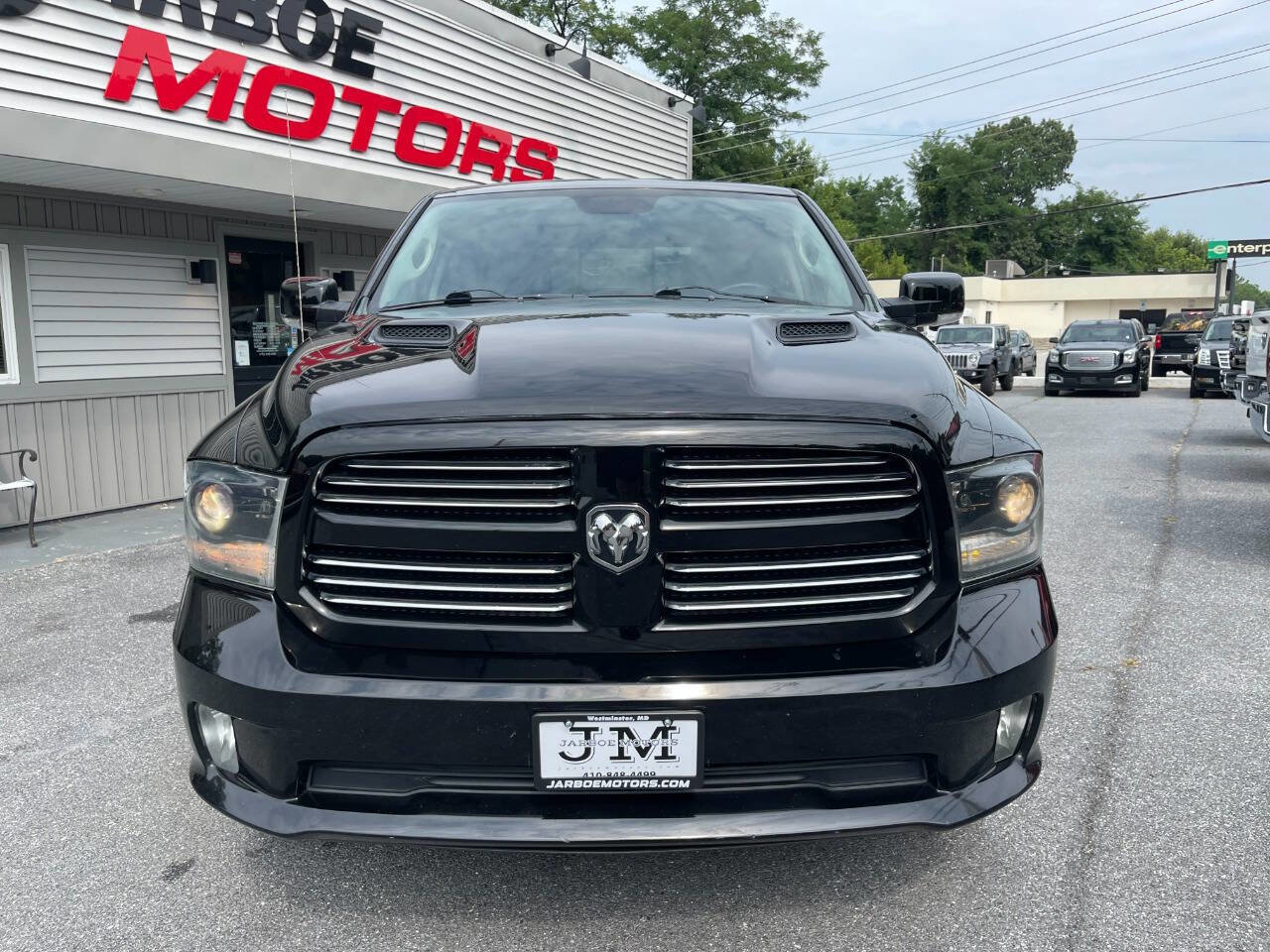 Used 2015 RAM 1500 Sport w/ Convenience Group image 3