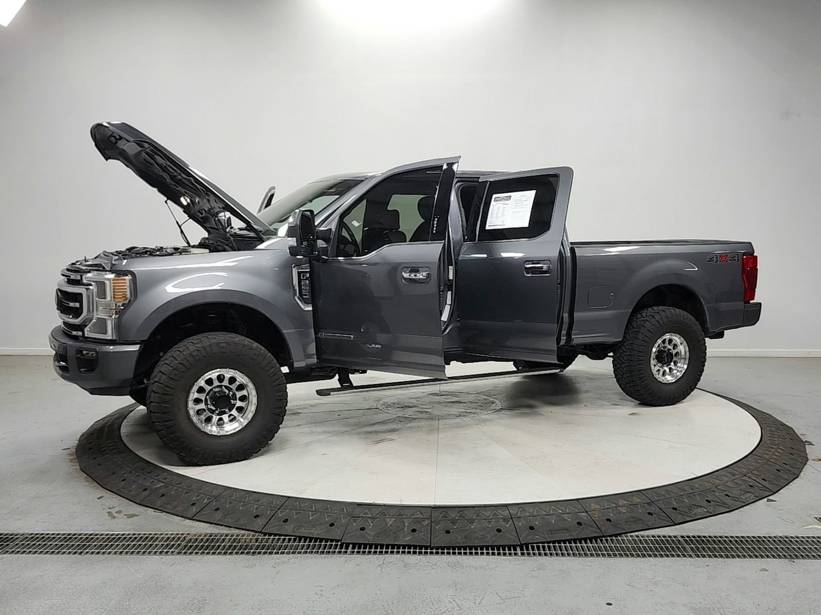 Used 2021 Ford F250 Platinum AWD/4WD image 11