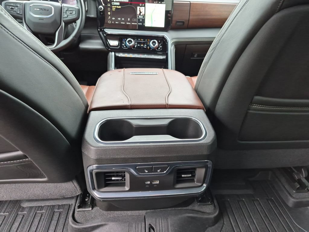 Certified 2025 GMC Sierra 2500 Denali Ultimate w/ Max Trailering Package AWD/4WD image 38