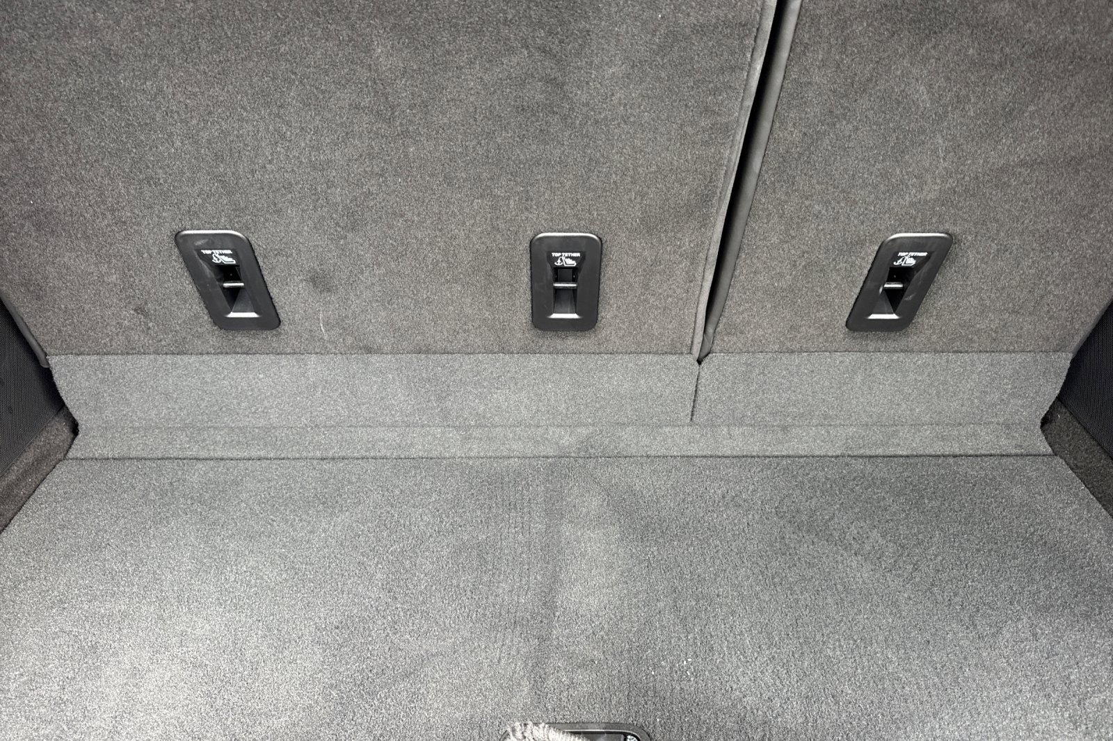 Certified 2024 Cadillac Escalade V w/ Heavy-Duty Trailer Package image 16