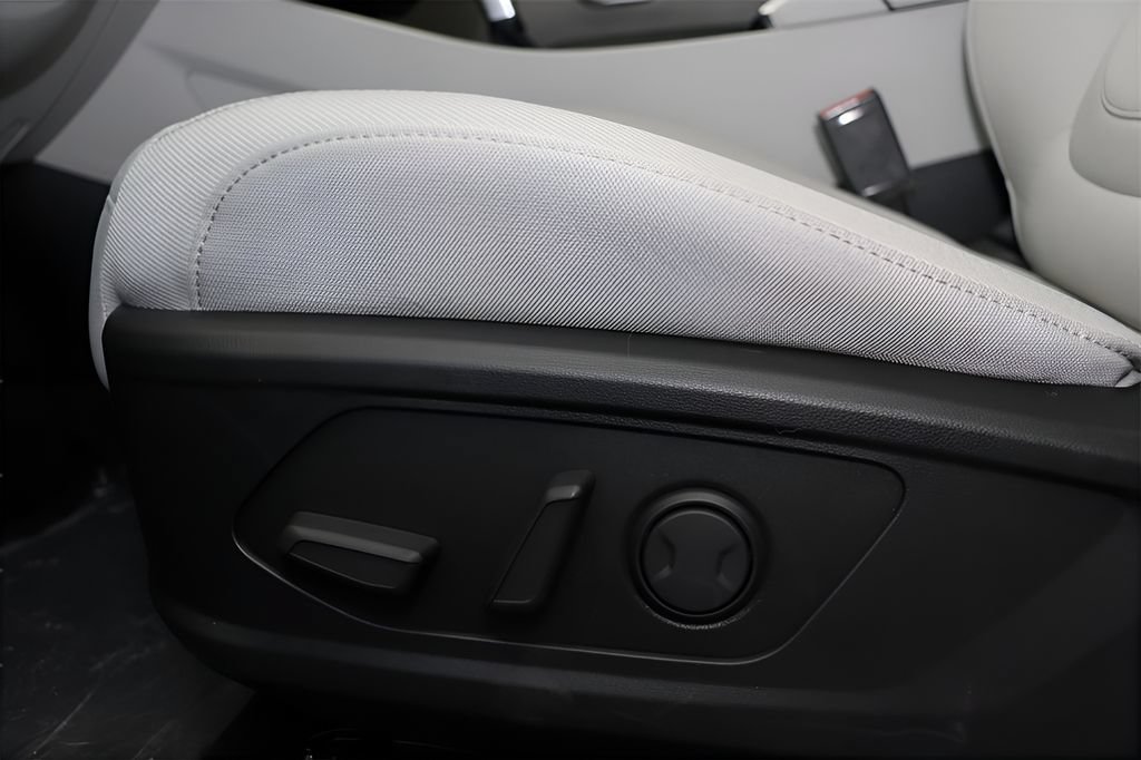 New 2026 Hyundai Tucson SEL AWD/4WD image 11
