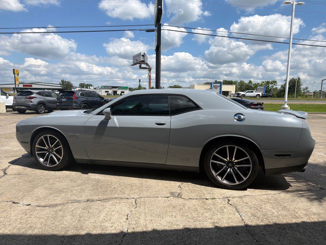 Used 2022 Dodge Challenger R/T w/ Plus Package RWD image 9