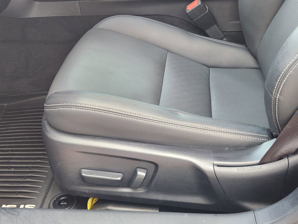 Certified 2023 Lexus IS 300 w/ Comfort Package image 24