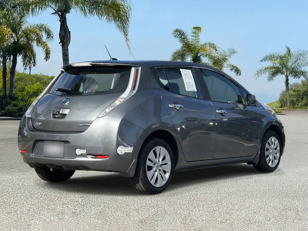 Used 2016 Nissan Leaf S w/ Charger Package image 5