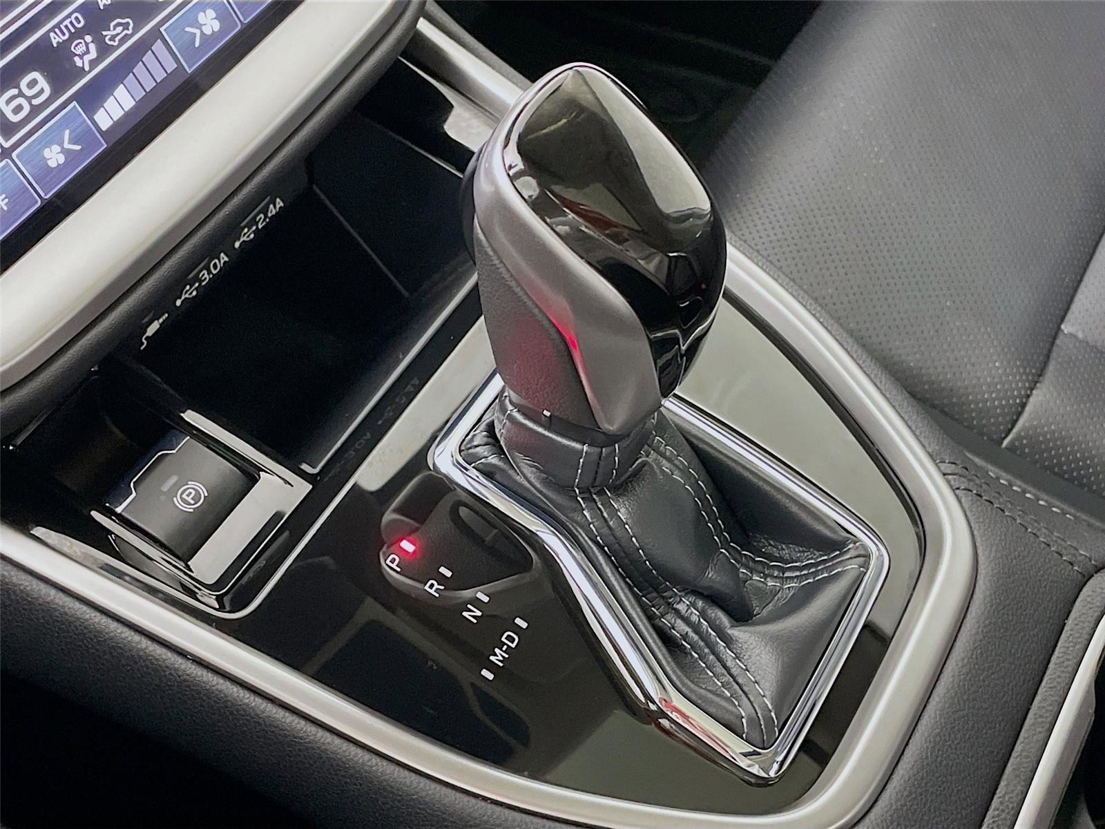 Certified 2025 Subaru Legacy Limited image 22