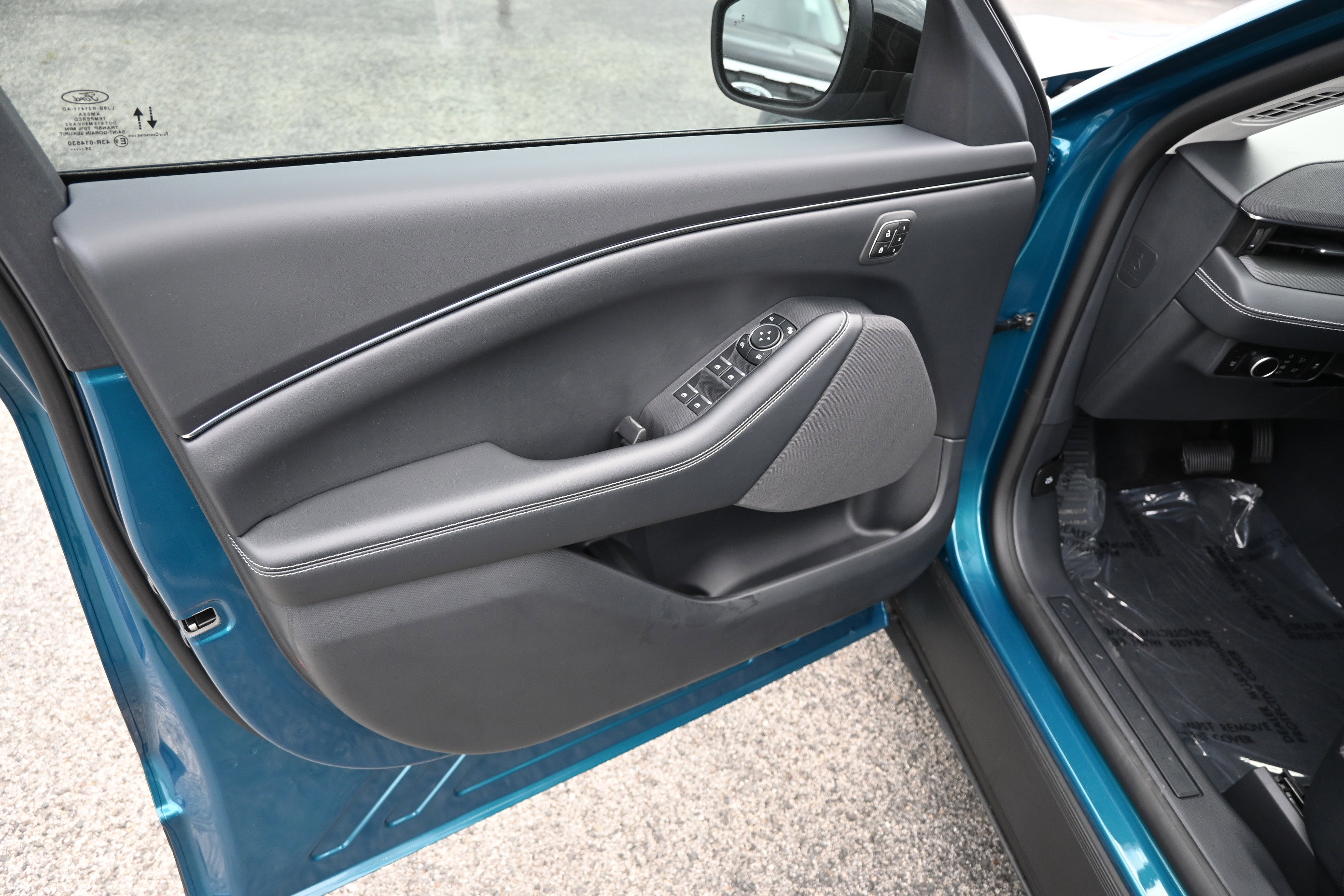 New 2026 Ford Mustang Mach-E Select w/ Comfort Package image 14