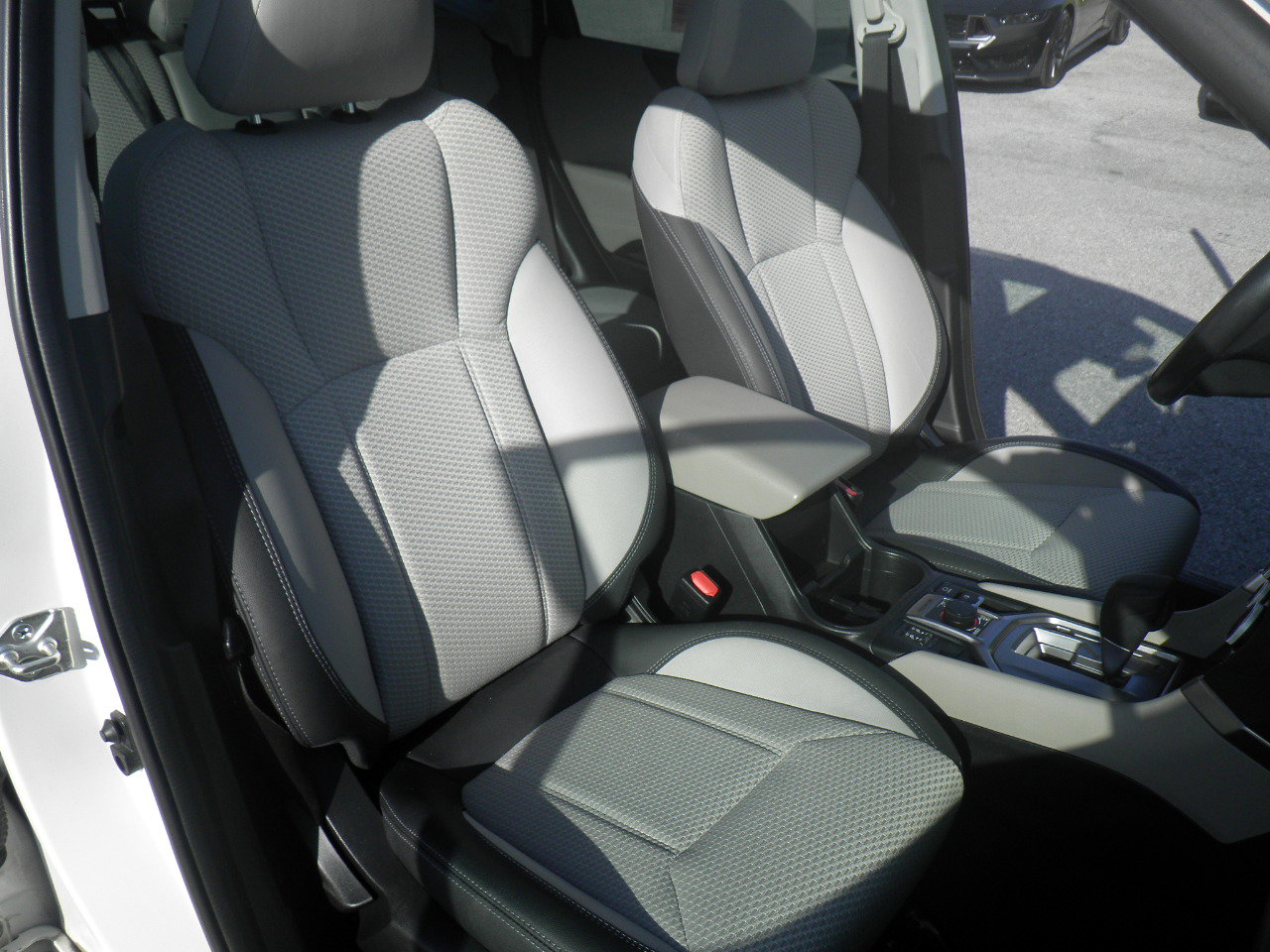 Used 2023 Subaru Forester Premium AWD/4WD image 25