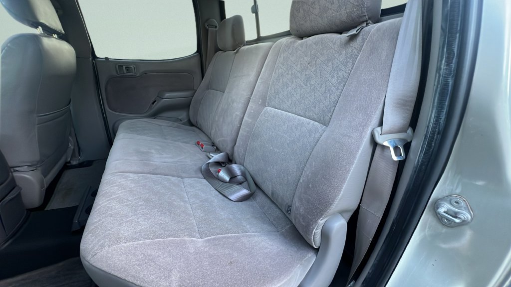 Used 2003 Toyota Tacoma PreRunner RWD image 9