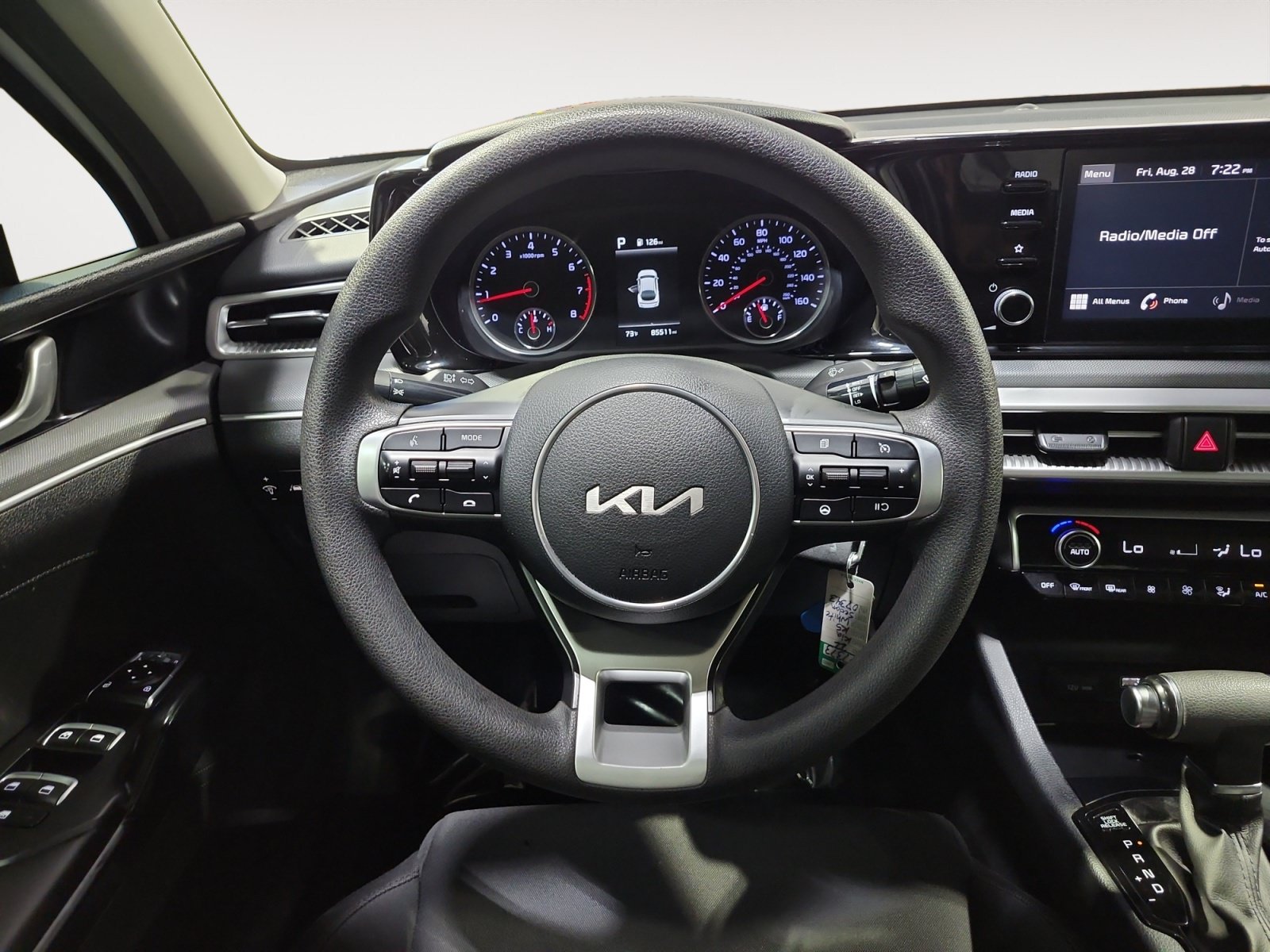 Used 2022 Kia K5 LX FWD image 12