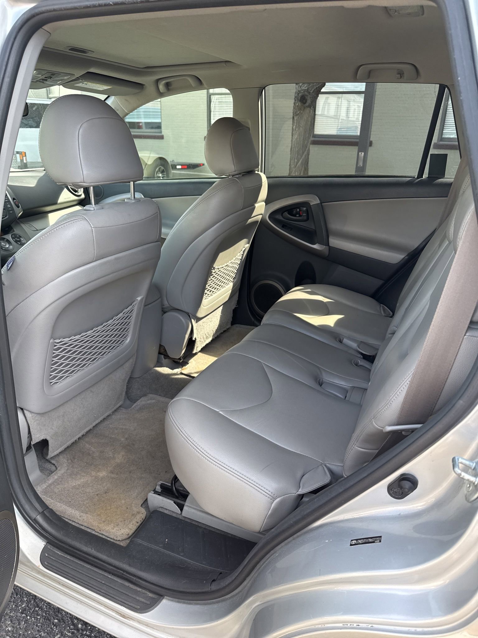 Used 2008 Toyota RAV4 Limited image 10