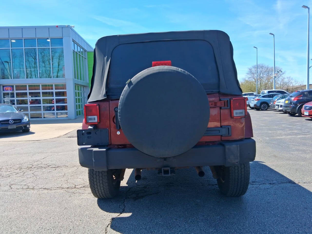 Used 2008 Jeep Wrangler Unlimited Sahara AWD/4WD image 7