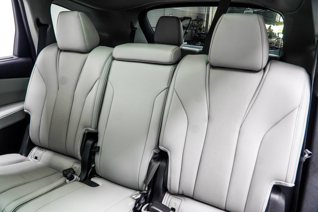 Used 2024 Acura MDX w/ Technology Package FWD image 41
