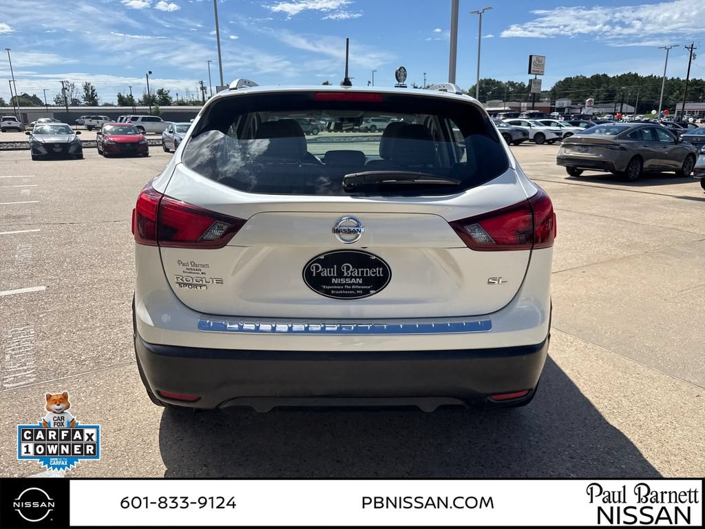 Used 2018 Nissan Rogue Sport SL w/ SL Premium Package FWD image 10