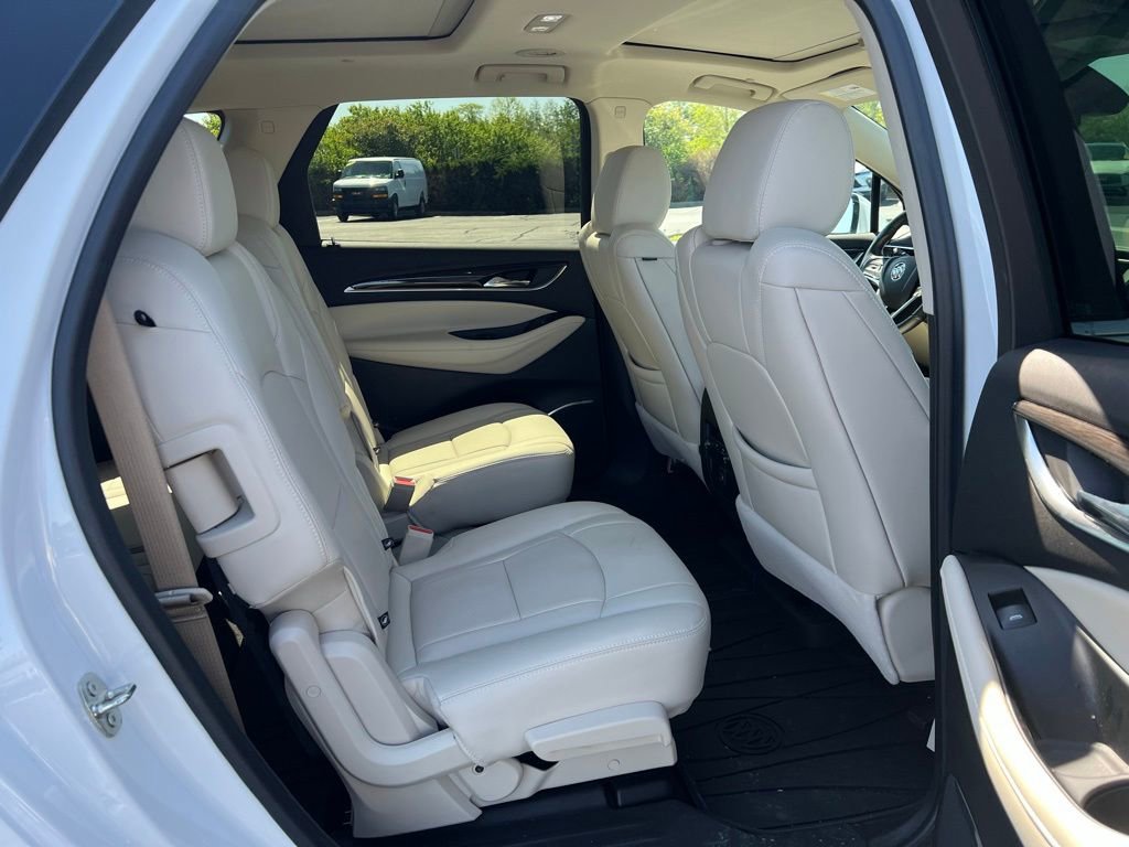 Used 2023 Buick Enclave Essence w/ Experience Buick Package AWD/4WD image 11
