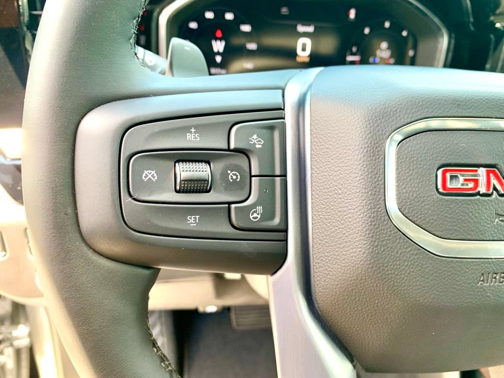Used 2026 GMC Sierra 1500 SLT w/ SLT Premium Plus Package AWD/4WD image 31
