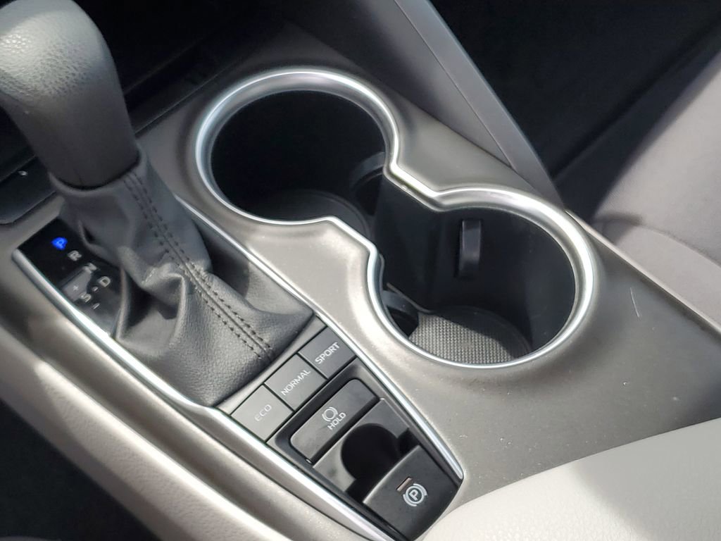 Used 2024 Toyota Camry LE w/ Convenience Package image 20