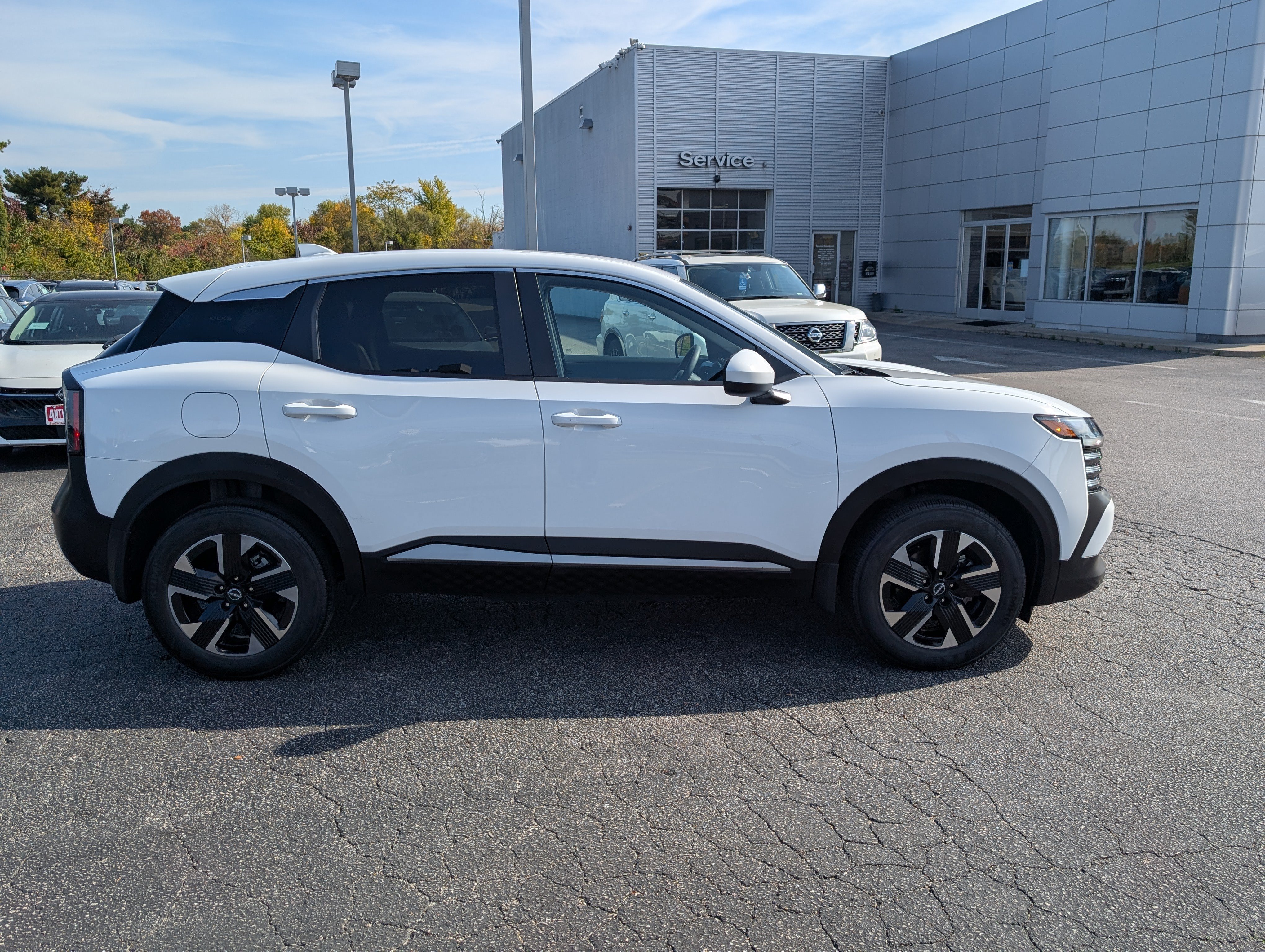 Certified 2025 Nissan Kicks SV AWD/4WD image 2