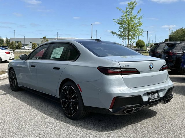 New 2025 BMW 760i xDrive AWD/4WD image 5
