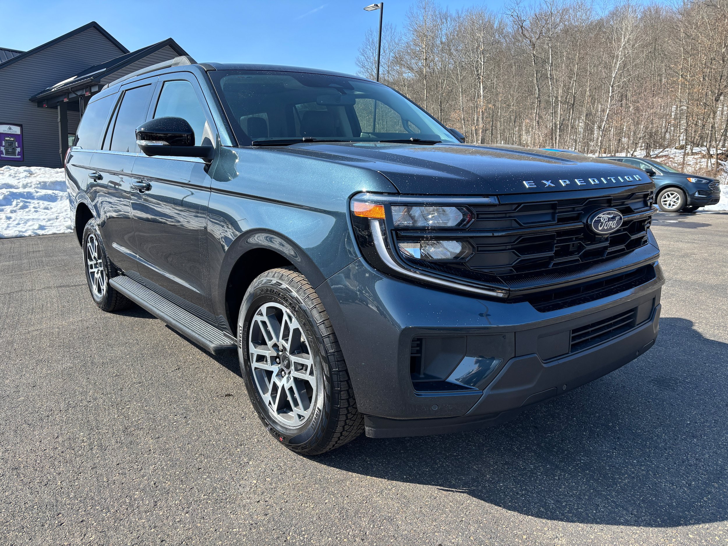 New 2026 Ford Expedition Active AWD/4WD image 1
