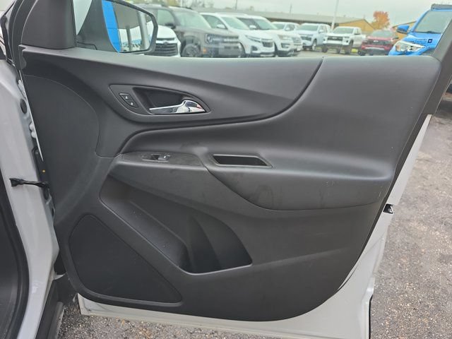 Used 2024 Chevrolet Equinox LT FWD image 20
