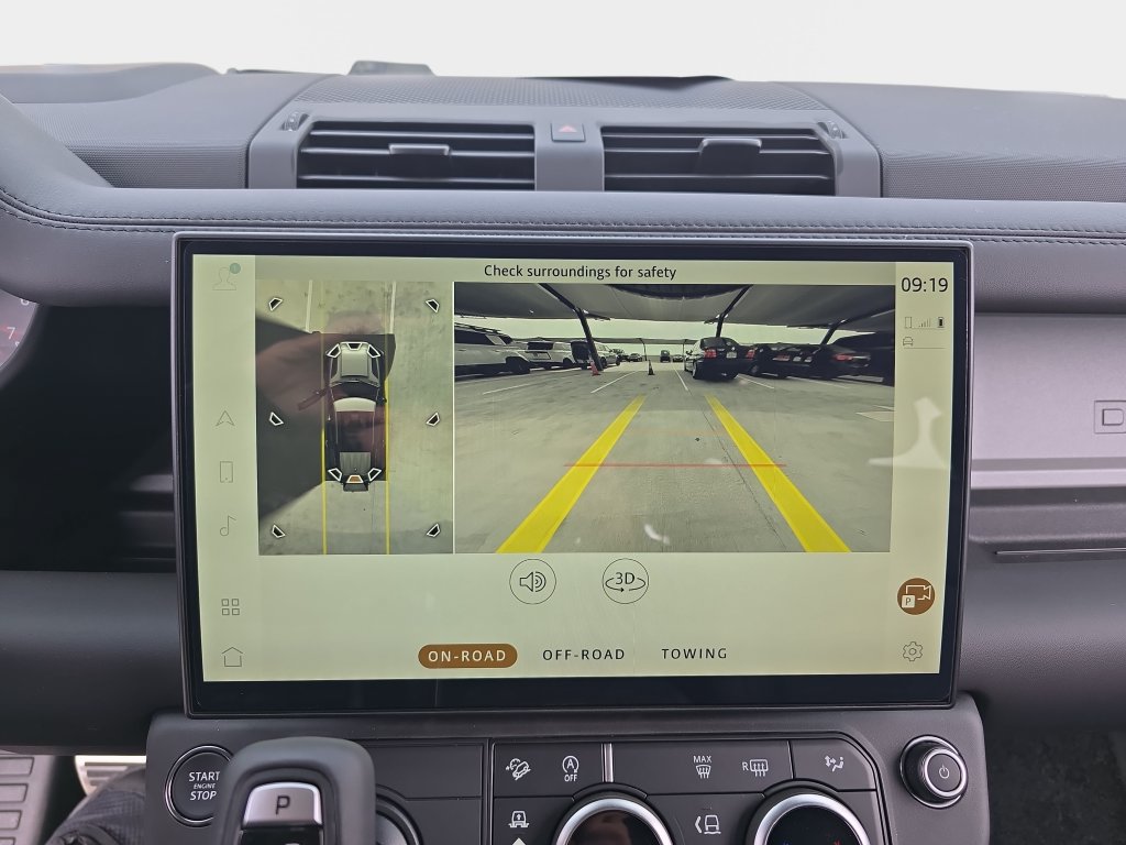 New 2026 Land Rover Defender 110 X AWD/4WD image 23