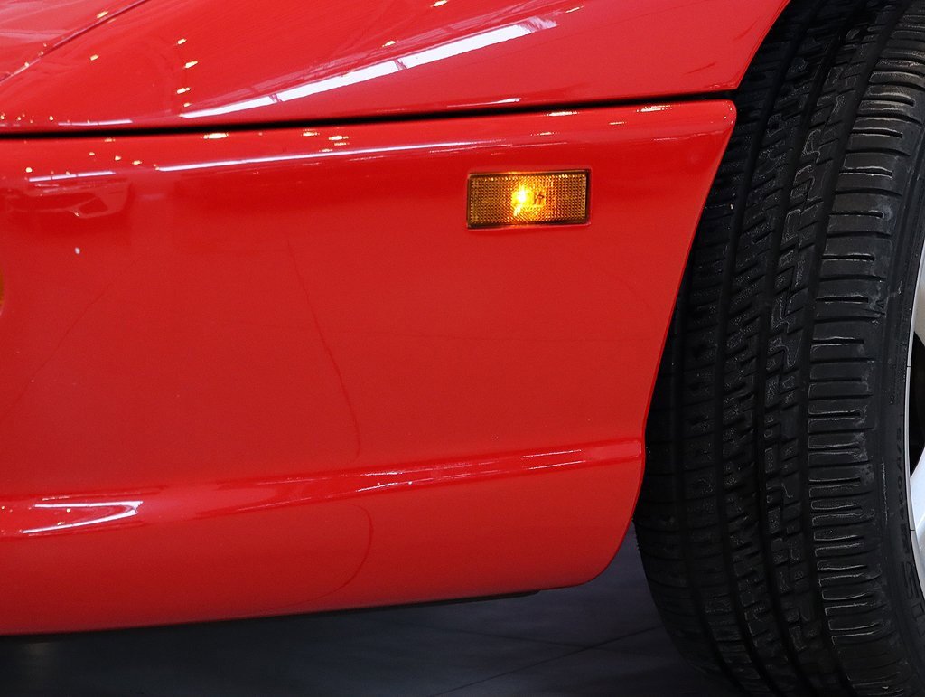 Used 1998 Ferrari F355 Berlinetta image 19