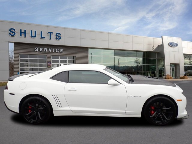 Used 2015 Chevrolet Camaro SS w/ SS Performance Package image 4