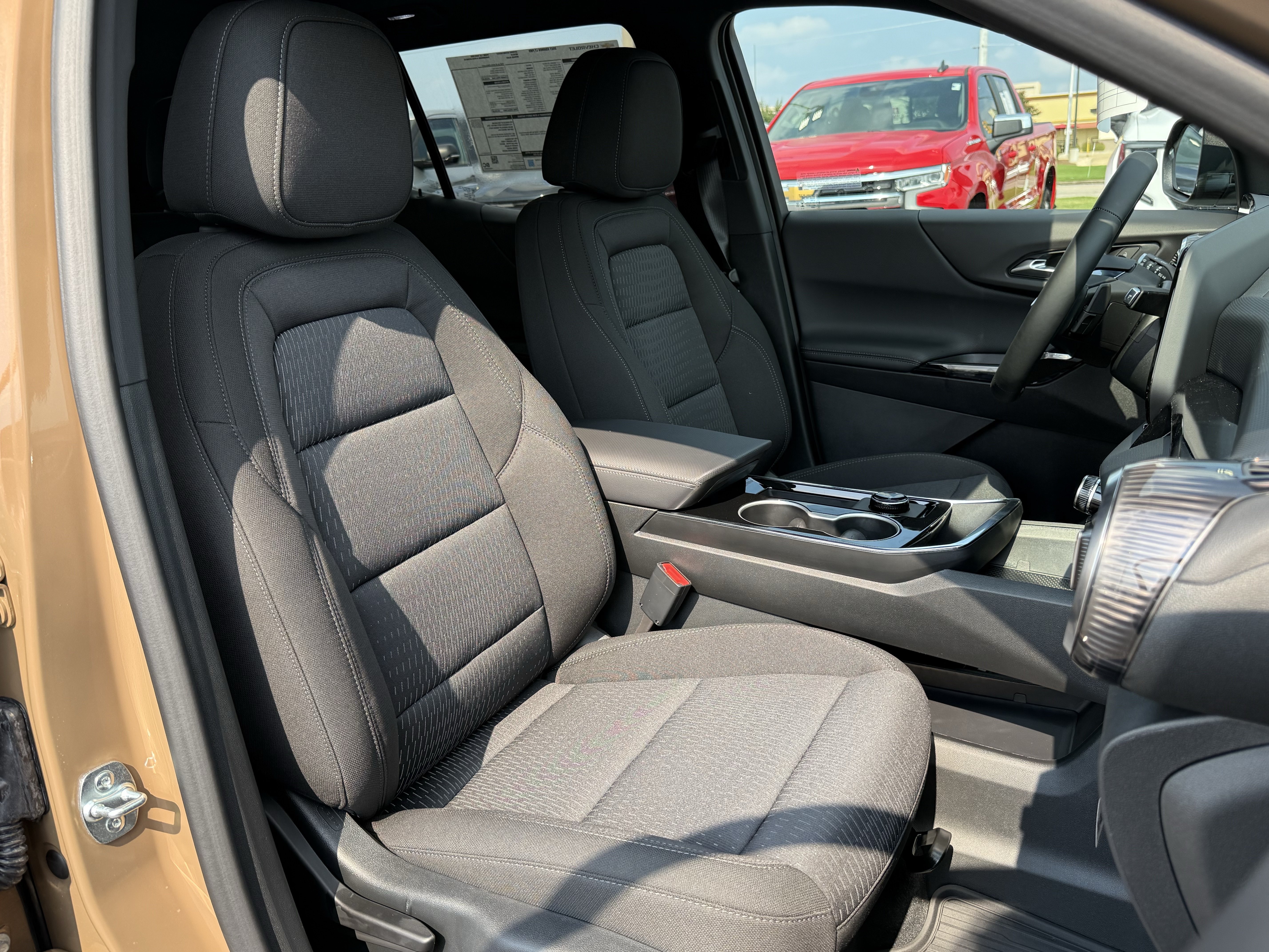 New 2027 Chevrolet Equinox LT FWD image 33
