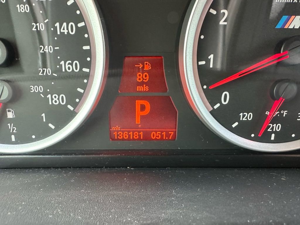 Used 2011 BMW X5 M image 11