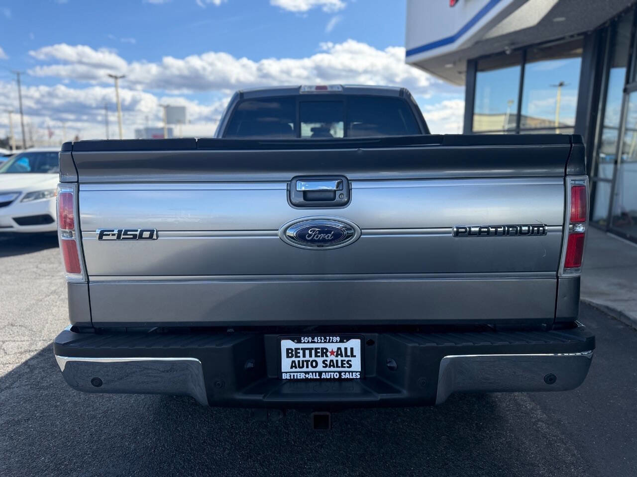 Used 2014 Ford F150 Platinum w/ Max Trailer Tow Package image 8