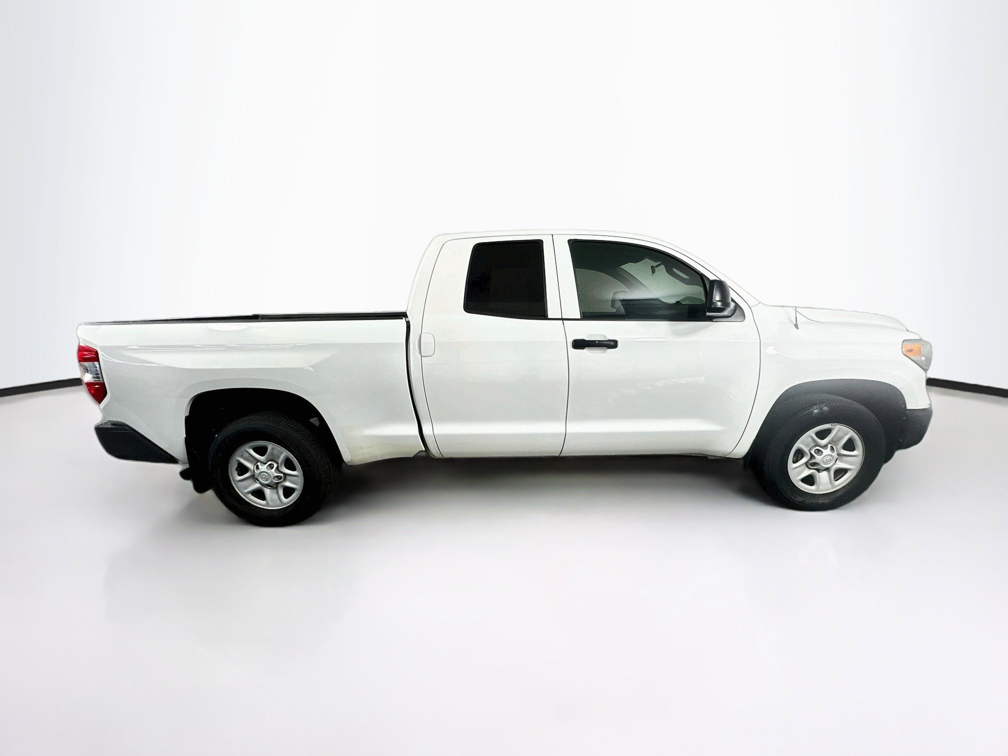 Used 2015 Toyota Tundra SR w/ Tow Package RWD image 10
