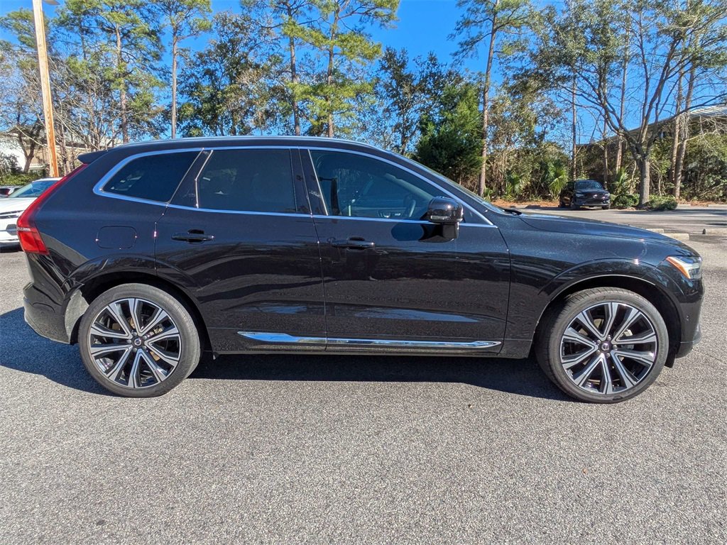 Certified 2023 Volvo XC60 B5 Ultimate w/ Protection Package Premier image 3