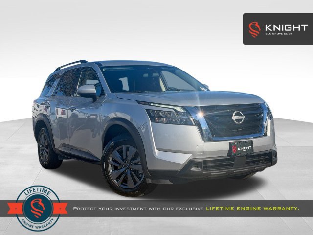 Used 2024 Nissan Pathfinder SV