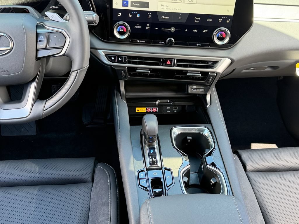 New 2026 Lexus RX 350 AWD/4WD image 10