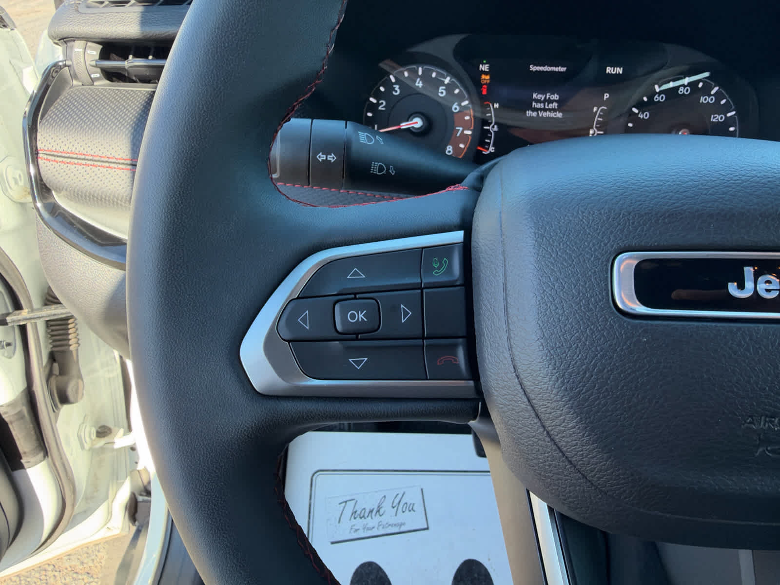 Used 2025 Jeep Compass Trailhawk AWD/4WD image 18