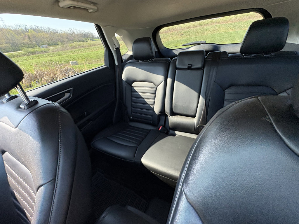 Used 2020 Ford Edge SEL w/ Convenience Package image 34