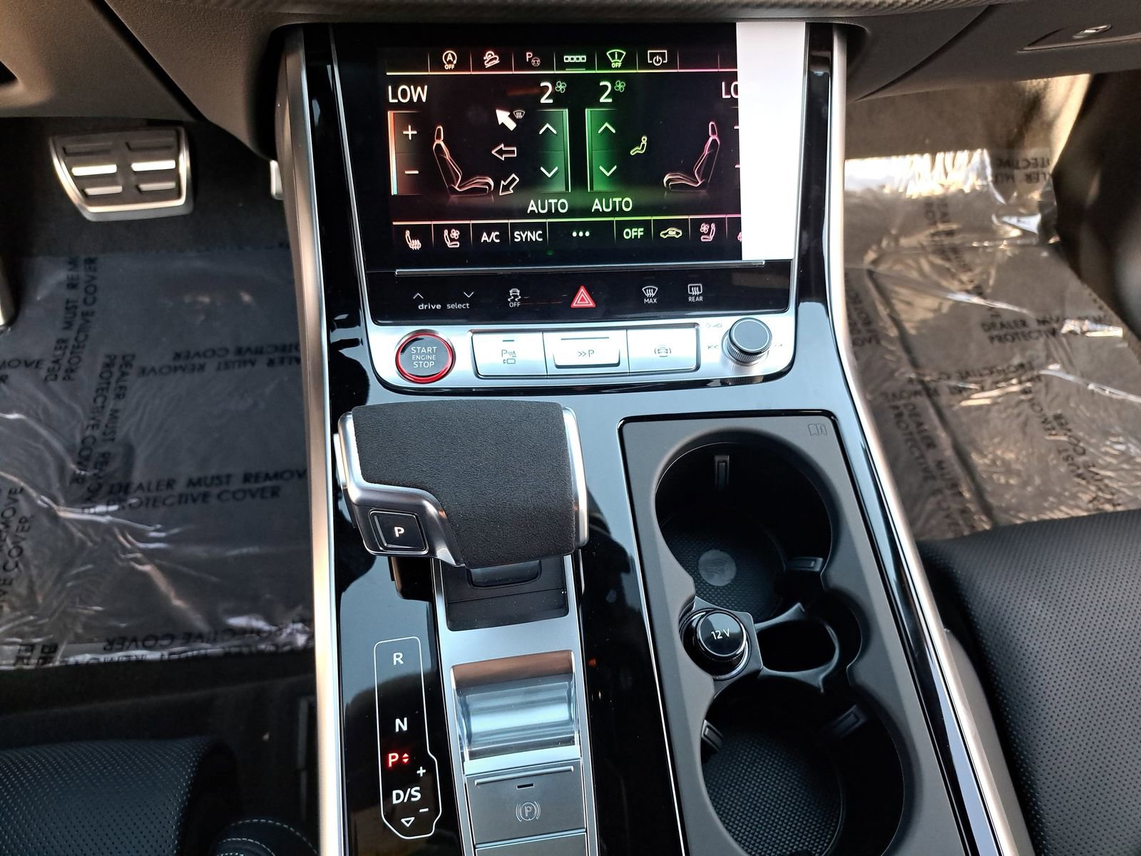 New 2025 Audi RS Q8 performance image 22