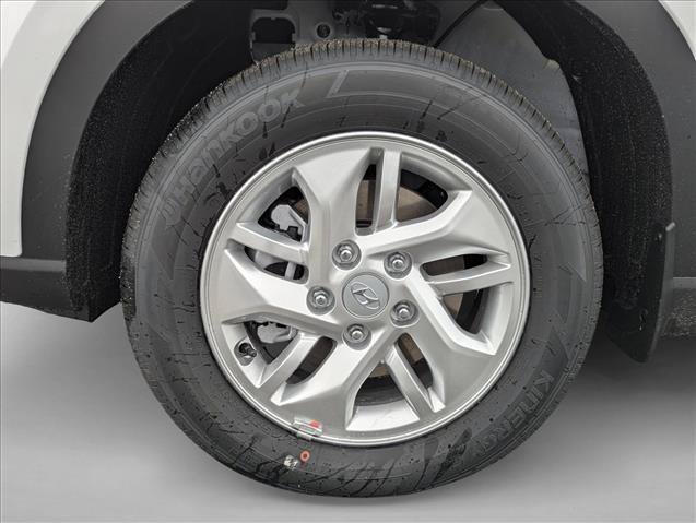 New 2026 Hyundai Venue SE FWD image 9