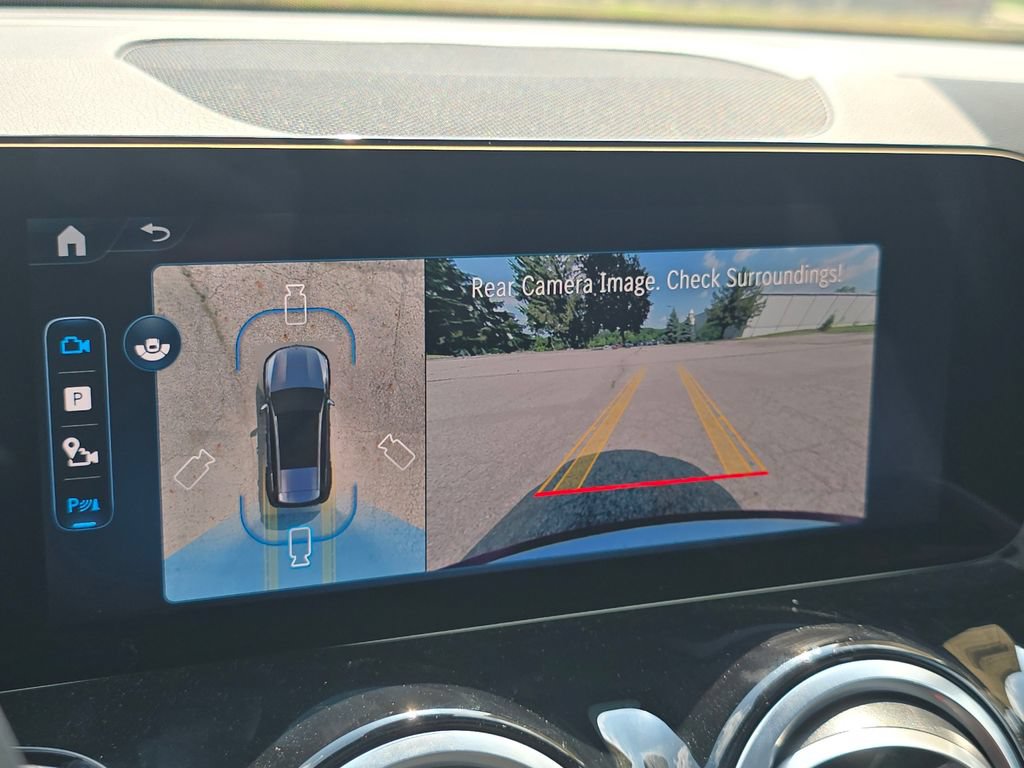 New 2026 Mercedes-Benz GLB 250 4MATIC image 31