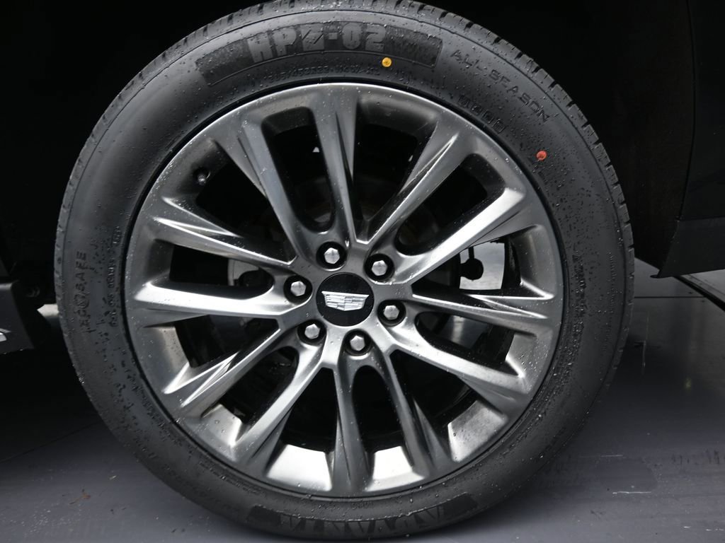 Used 2019 Cadillac Escalade ESV Luxury w/ Escalade Sport Edition image 10