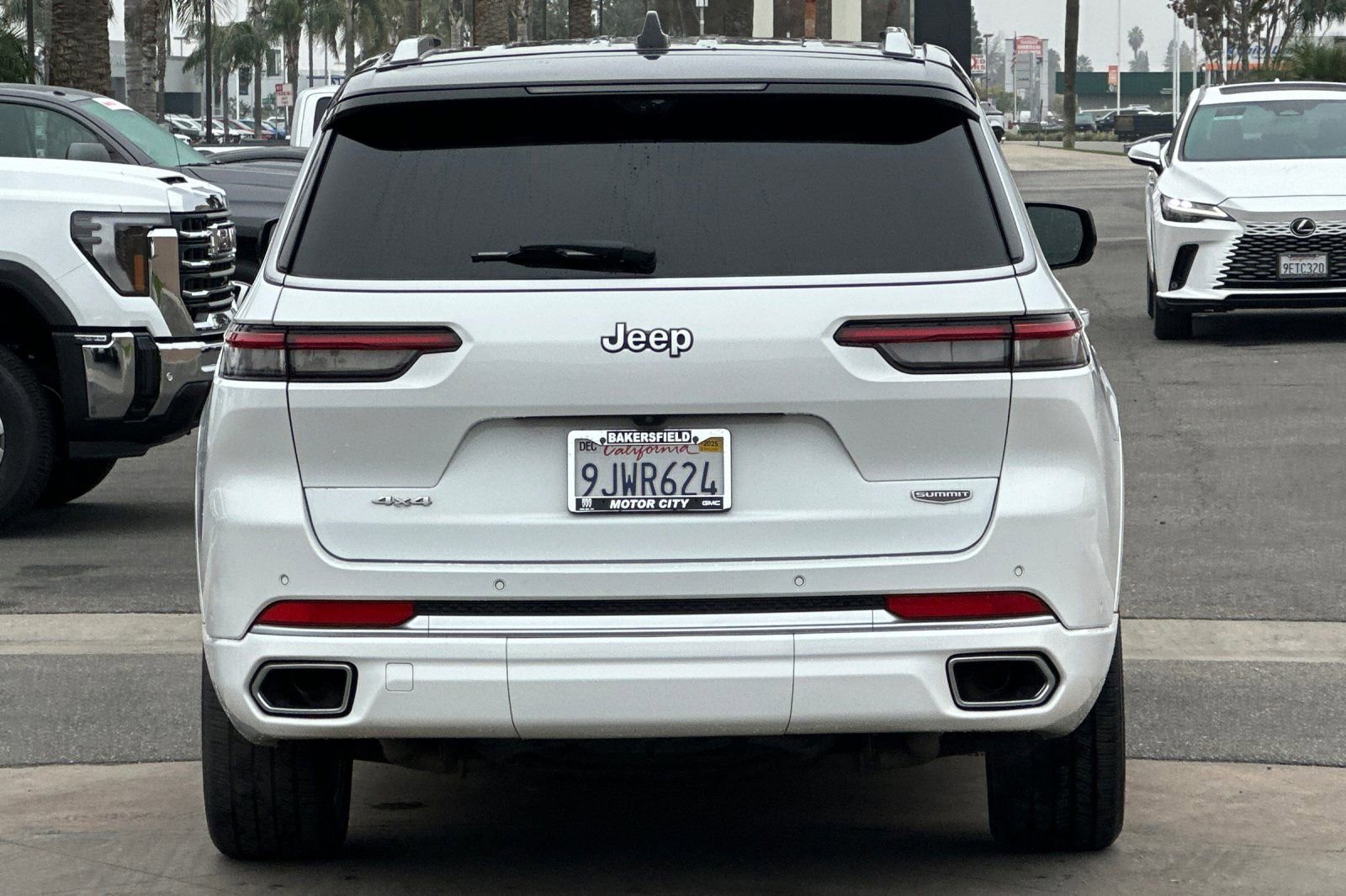 Used 2023 Jeep Grand Cherokee L Summit image 5