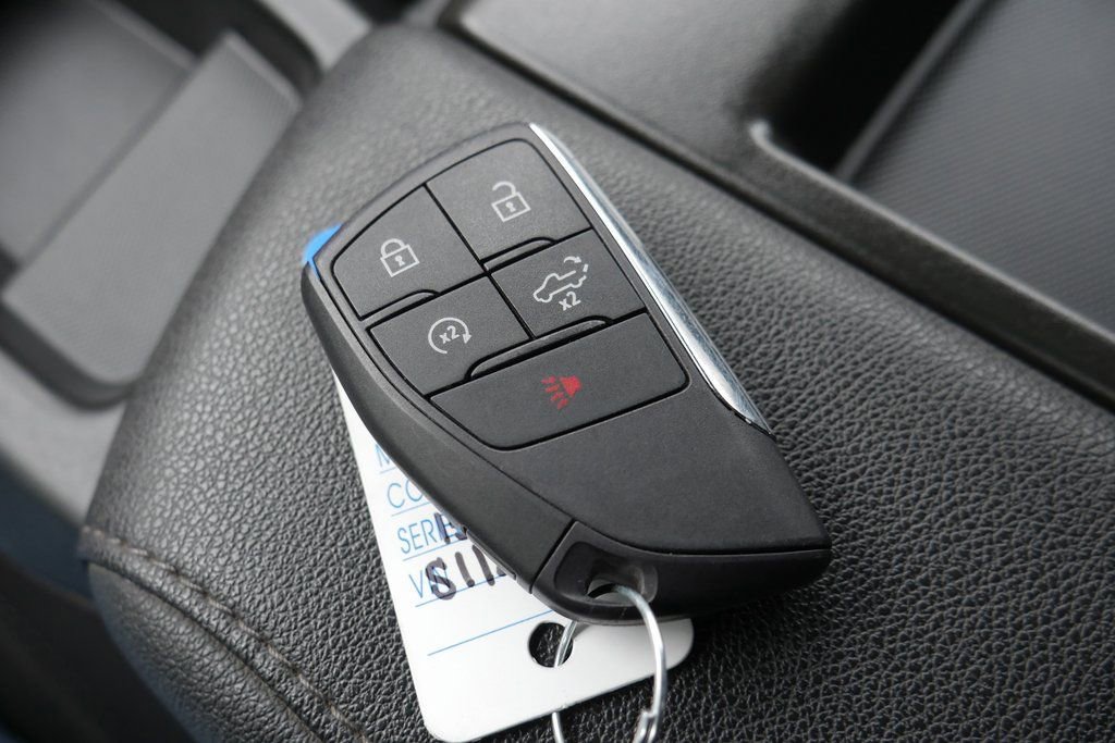 Used 2025 Chevrolet Silverado 1500 LT image 21