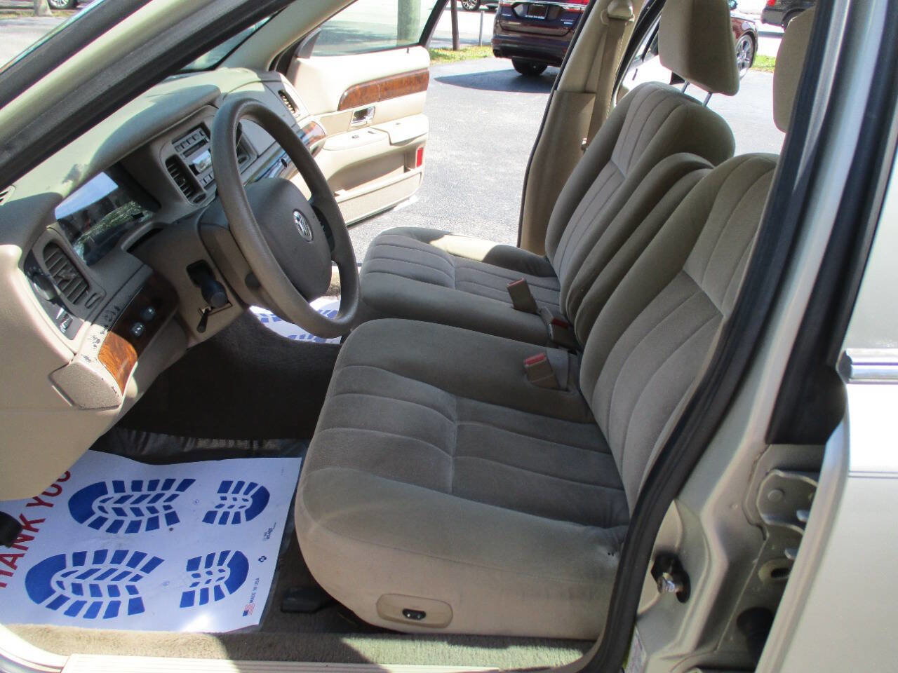 Used 2005 Mercury Grand Marquis GS image 10