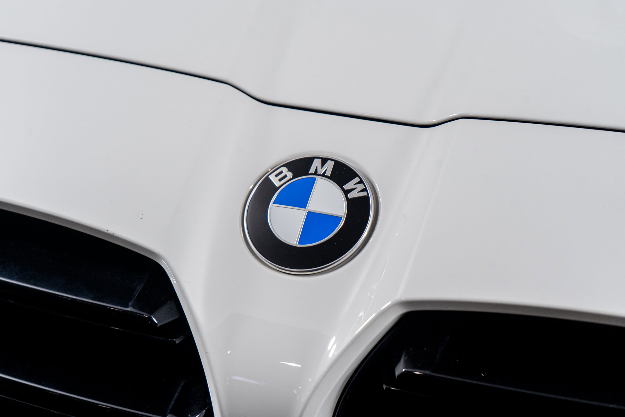 Used 2025 BMW M4 Coupe image 25