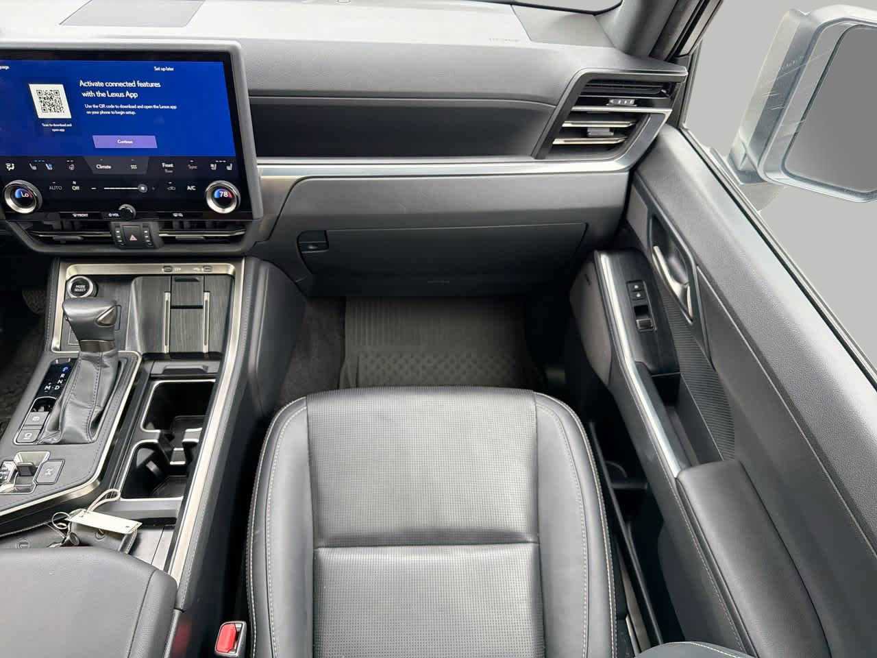 Used 2024 Lexus GX 550 w/ Cold Area Package image 14