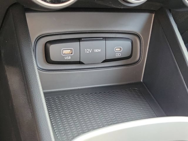 New 2026 Hyundai Venue SE FWD image 11