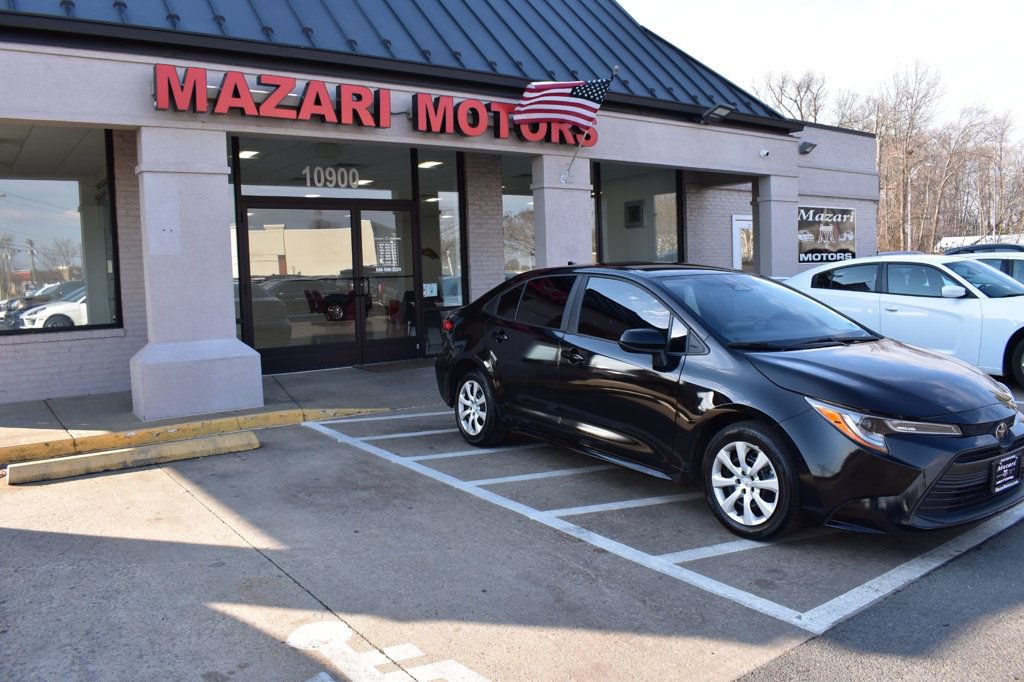 Used 2024 Toyota Corolla LE FWD image 10