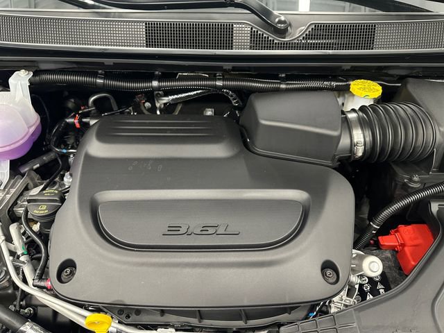 New 2026 Chrysler Pacifica Limited w/ S Appearance Package image 21